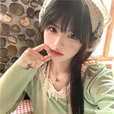 冰属性男子与酷酷女同事